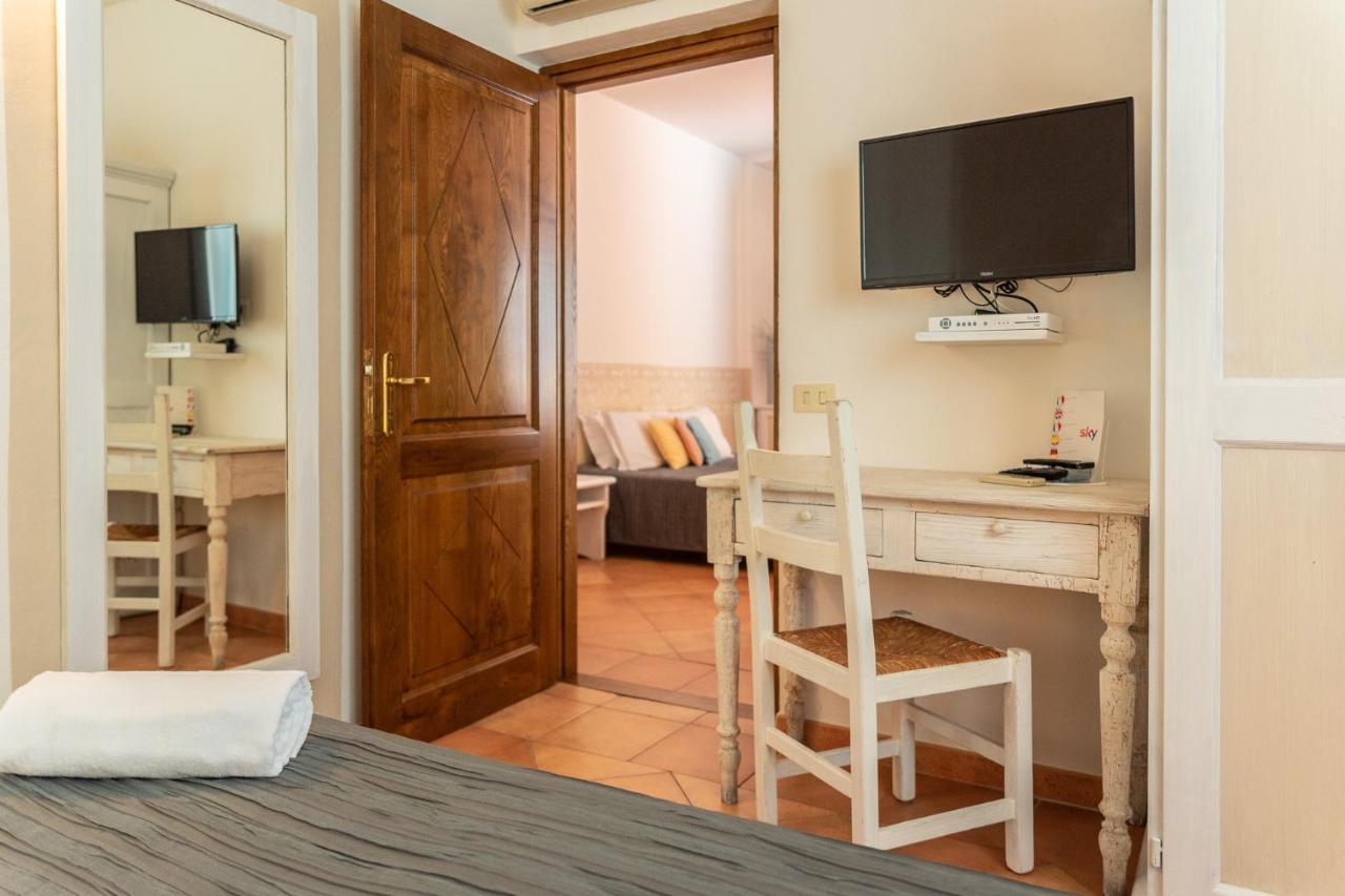 Boutique Hotel Sant'Andrea & Relais 산판탈레오 외부 사진