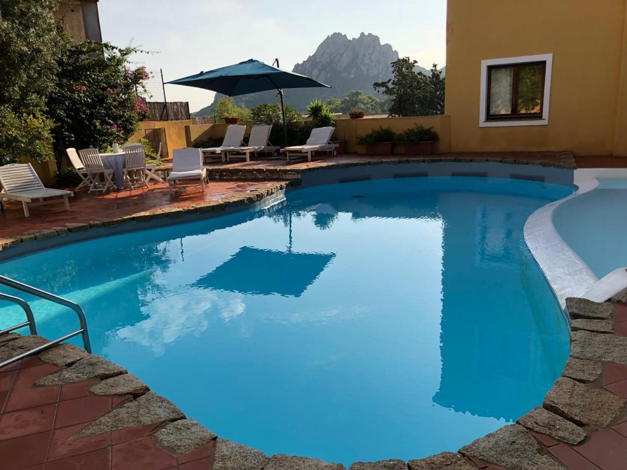 Boutique Hotel Sant'Andrea & Relais 산판탈레오 외부 사진