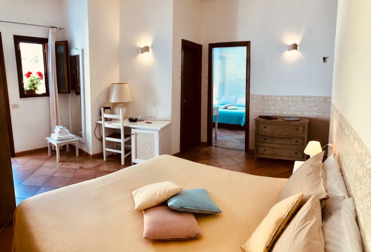 Boutique Hotel Sant'Andrea & Relais 산판탈레오 외부 사진